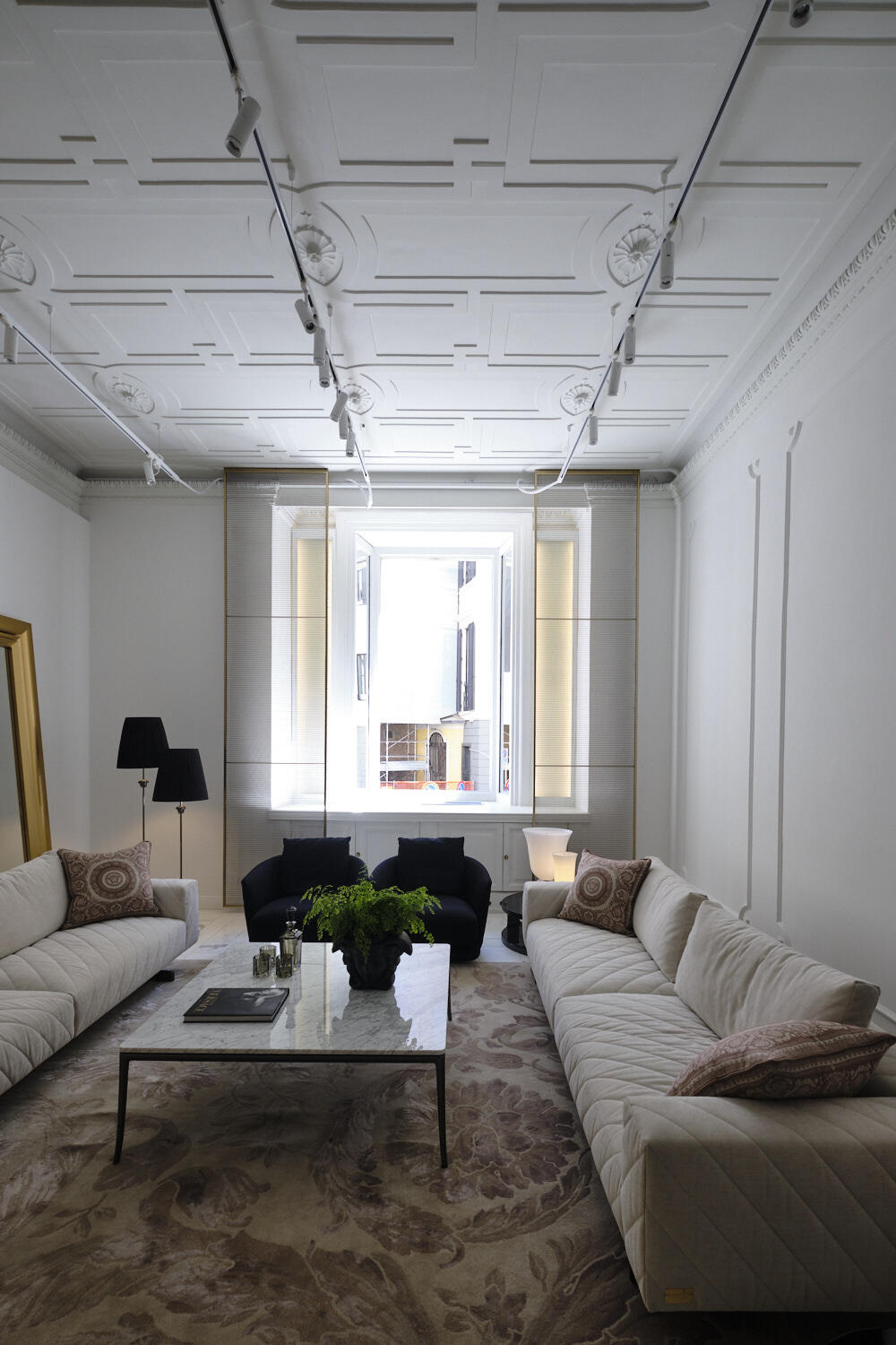 Fotoservizio/SS 2023/DESIGN/EVENTO_CULTURALE/VERSACE HOME/DP2/5