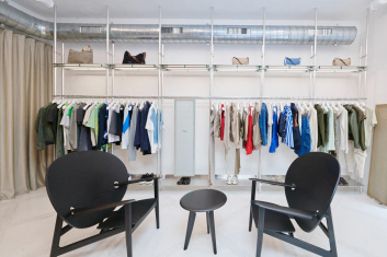 Fotoservizio/SS 2024/DESIGN/EVENTO/JW ANDERSON/DP2/33