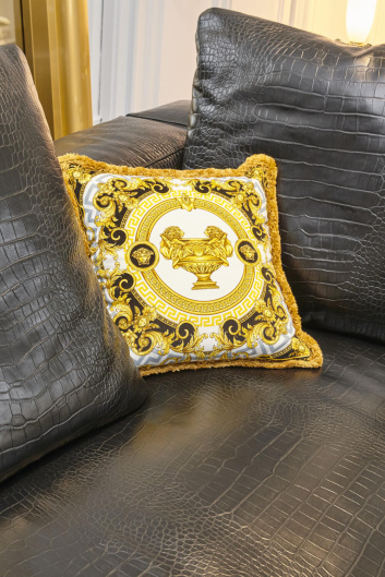 Fotoservizio/SS 2024/DESIGN/EVENTO_CULTURALE/VERSACE/DP2/65