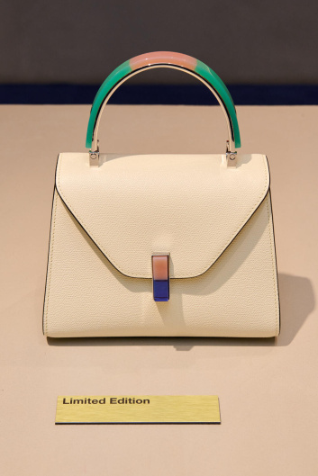 Fotoservizio/SS 2025/DESIGN/EVENTO/VALEXTRA/DP2/18