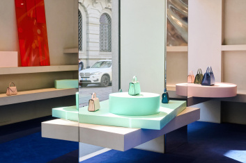 Fotoservizio/SS 2025/DESIGN/EVENTO/VALEXTRA/DP2/26