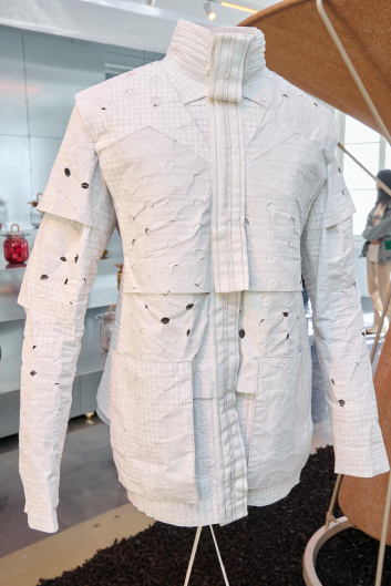 Fotoservizio/SS 2025/DESIGN/EVENTO/10 CORSO COMO/DP2/13