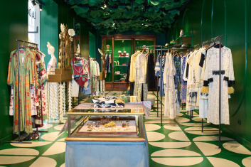 Fotoservizio/SS 2025/DESIGN/EVENTO_CULTURALE/LA DOUBLEJ/DP2/1
