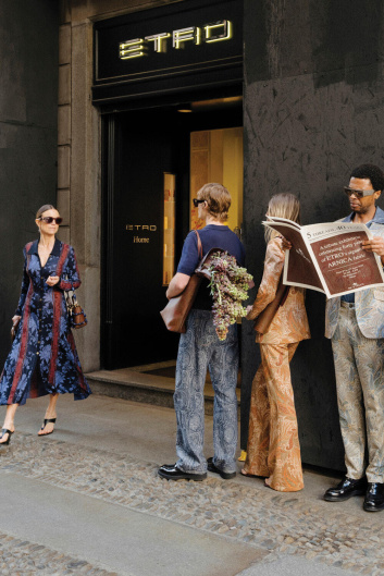 Fotoservizio/SS 2025/DESIGN/EVENTO/ETRO/DP2/14