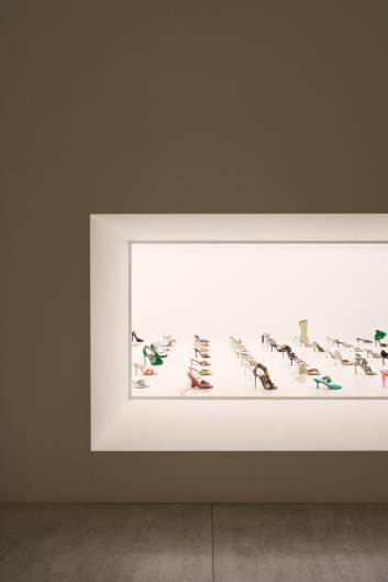 Fotoservizio/SS 2025/DESIGN/EVENTO/JIMMY CHOO/DP2/2