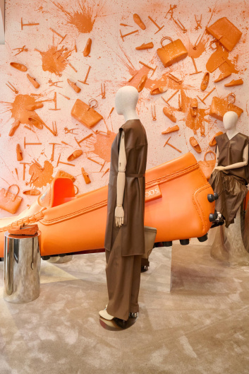 Fotoservizio/SS 2025/DESIGN/EVENTO/TOD'S/DP2/6
