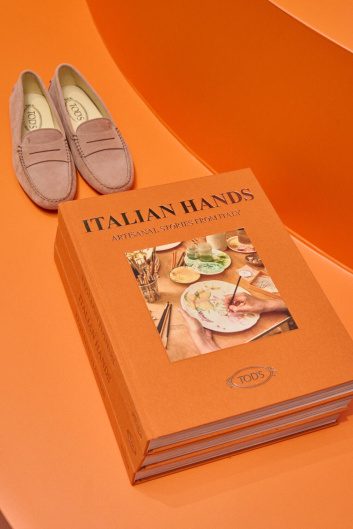 Fotoservizio/SS 2025/DESIGN/EVENTO/TOD'S/DP2/19