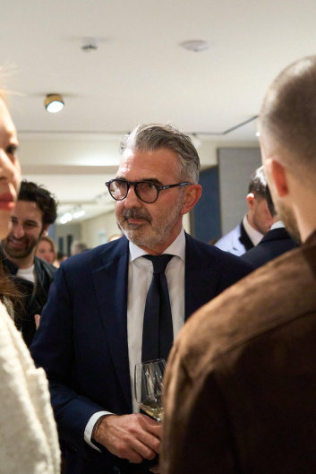 Fotoservizio/SS 2025/DESIGN/EVENTO/KITON/DP2/7