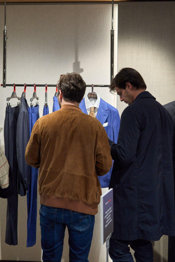 Fotoservizio/SS 2025/DESIGN/EVENTO/KITON/DP2/15