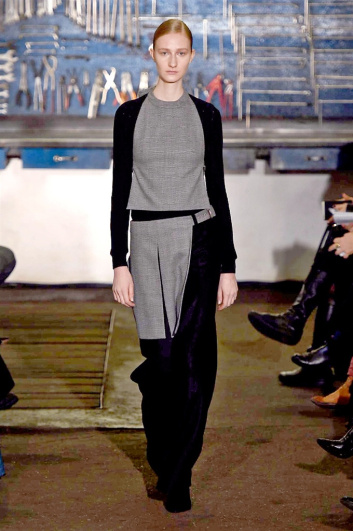 Fotoservizio/FW 2016-2017/WOMEN/ARTHUR ARBESSER/DP2/1