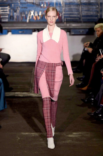 Fotoservizio/FW 2016-2017/WOMEN/ARTHUR ARBESSER/DP2/0