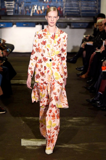 Fotoservizio/FW 2016-2017/WOMEN/ARTHUR ARBESSER/DP2/1