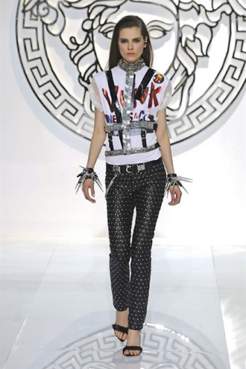 Fotoservizio/FW 2013-2014/WOMEN/VERSACE/DP1/28