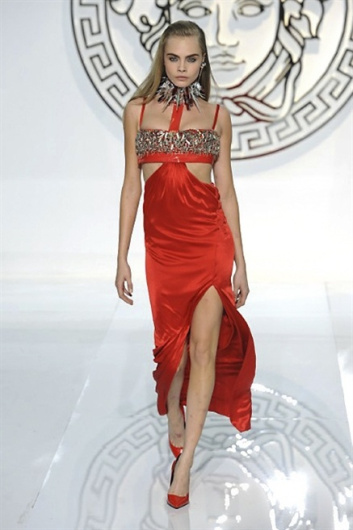 Fotoservizio/FW 2013-2014/WOMEN/VERSACE/DP1/47